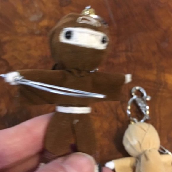 TWO Ninja String Doll Keychain Toys w/Swords Tan/Brown 2.5" x 3" NEW - Picture 8 of 16